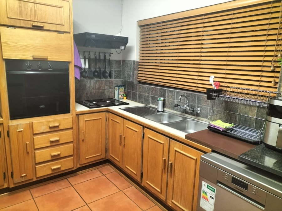 2 Bedroom Property for Sale in Heuwelsig Free State